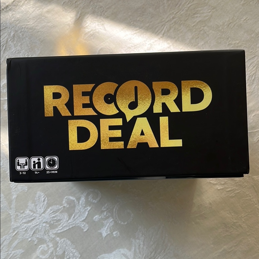 Record Deal Board Game by Shenanigames -Singing Party - Picture 4 of 12